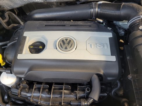 Used 2016 Volkswagen Tiguan S image 30