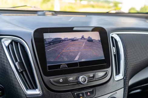 Used 2021 Chevrolet Malibu LT image 27