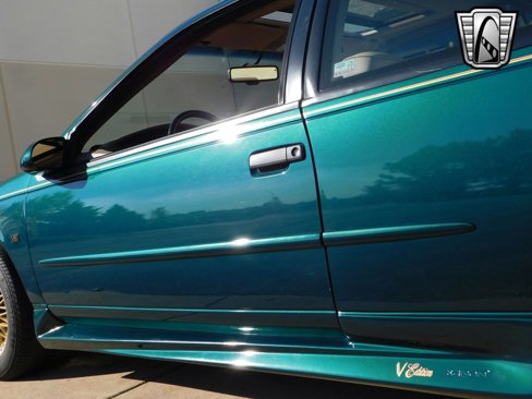 Used 1994 Ford Thunderbird LX image 10
