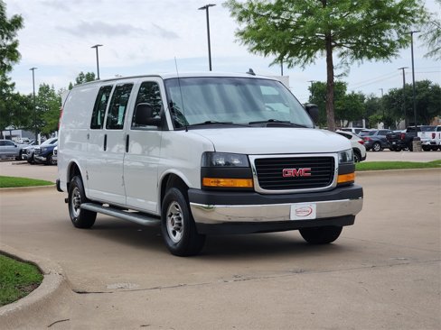 Used 2023 GMC Savana 2500 w/ Driver Convenience Package image 3