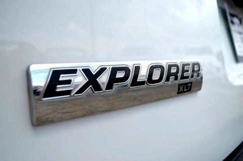 Used 2010 Ford Explorer XLT image 7