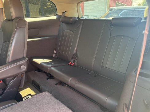 Used 2013 Buick Enclave Leather image 11