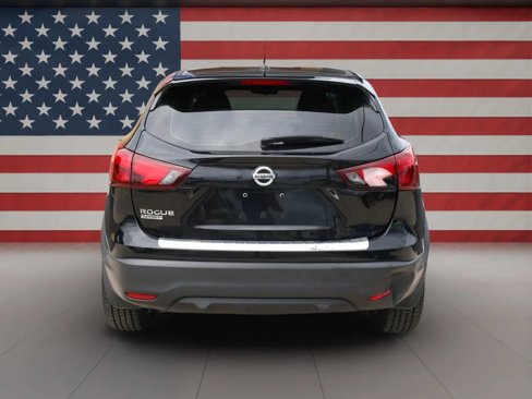 Used 2019 Nissan Rogue Sport S w/ Appearance Package image 5