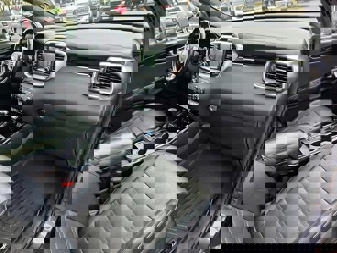 Used 2017 Kia Sorento SX image 26