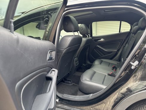 Used 2020 Mercedes-Benz GLA 250 4MATIC image 7