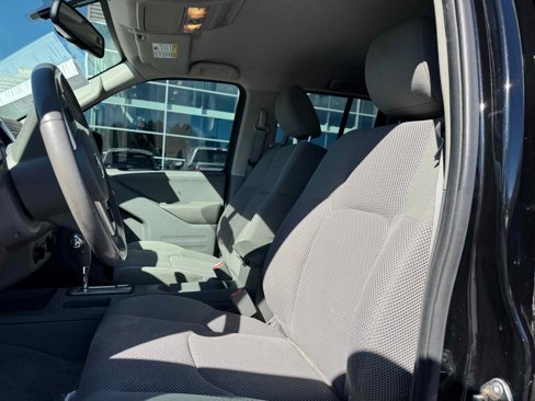 Used 2018 Nissan Frontier SV w/ Value Truck Package image 15