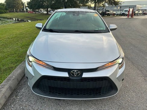 Used 2022 Toyota Corolla LE image 8