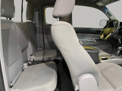 Used 2014 Toyota Tacoma 4x4 Access Cab V6 image 23
