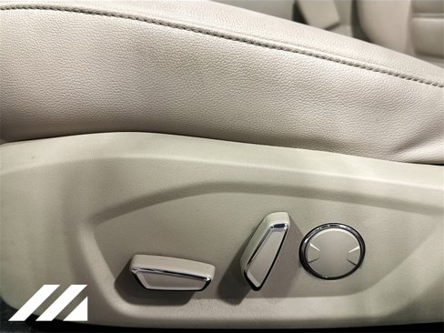 Used 2019 Ford Fusion SEL image 21