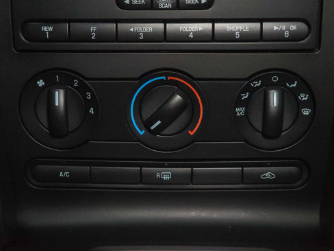 Used 2008 Ford Mustang GT image 30