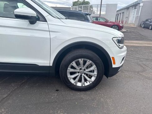 Used 2020 Volkswagen Tiguan S image 30