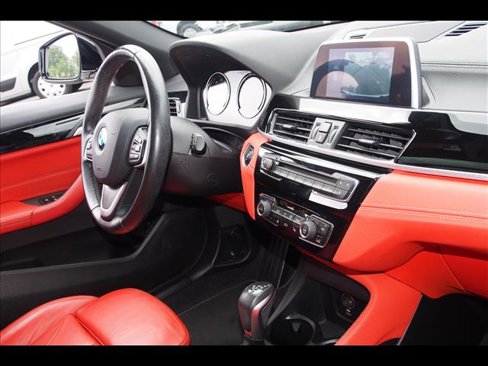 Used 2019 BMW X2 sDrive28i w/ Convenience Package image 10
