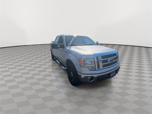 Used 2010 Ford F150 Lariat image 2