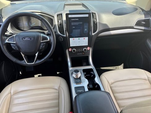 Used 2024 Ford Edge SEL image 16
