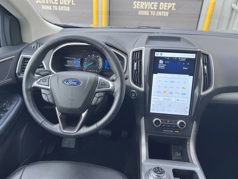 Used 2021 Ford Edge SEL w/ Convenience Package image 14