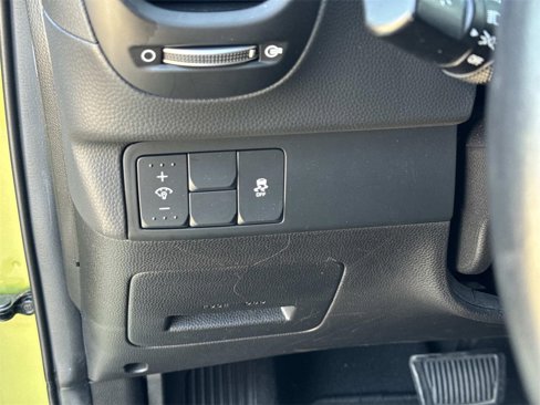 Used 2017 Kia Soul + w/ UVO Package image 20