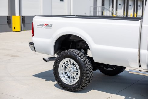 Used 1999 Ford F350 XLT image 11