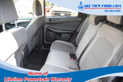 Used 2022 Ford Escape SE image 21