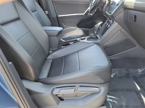 Used 2019 Volkswagen Tiguan SE image 15