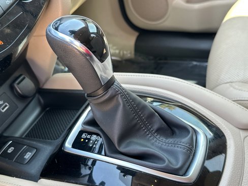 Certified 2019 Nissan Rogue SL w/ Premium Package image 34