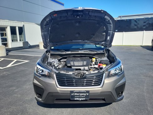 Used 2020 Subaru Forester Premium image 15