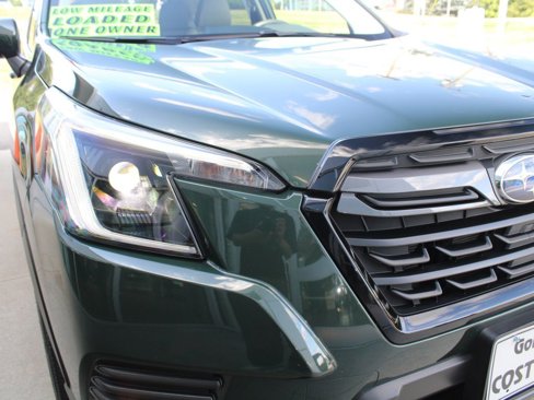 Used 2023 Subaru Forester Limited image 39