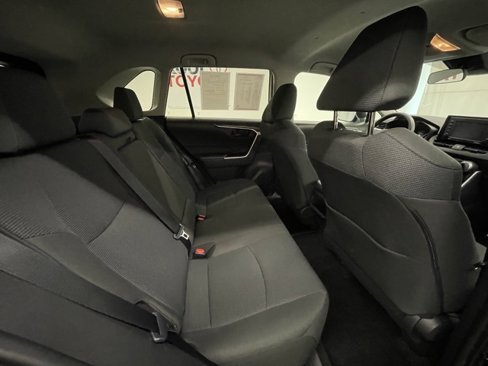 Certified 2020 Toyota RAV4 LE image 6