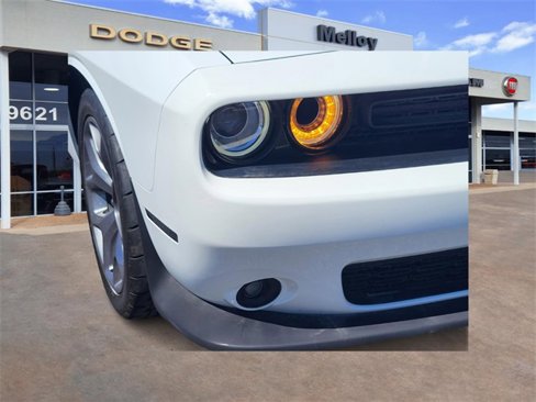 Used 2018 Dodge Challenger SXT Plus image 3