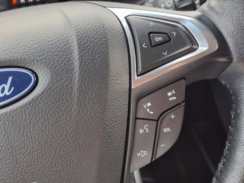 Used 2022 Ford Edge Titanium w/ Equipment Group 301A image 23