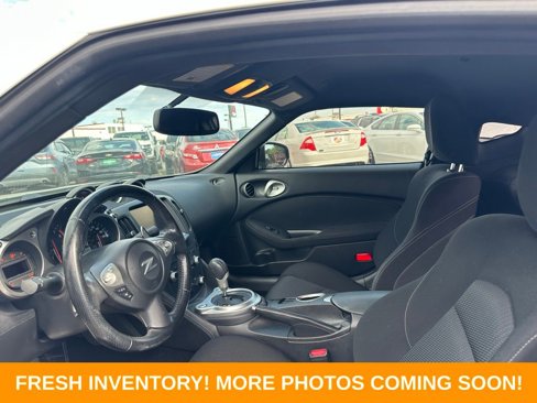 Used 2016 Nissan 370Z w/ Sport Package image 8