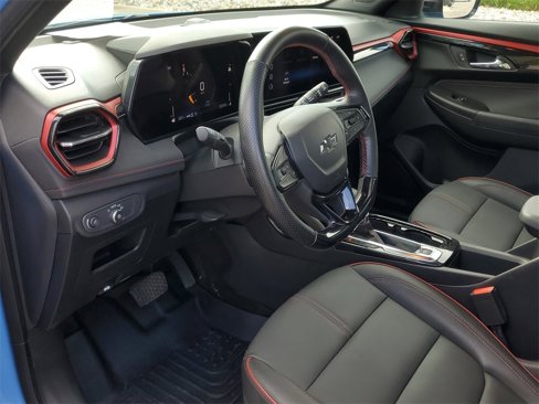 Used 2024 Chevrolet TrailBlazer RS w/ Convenience Package image 11