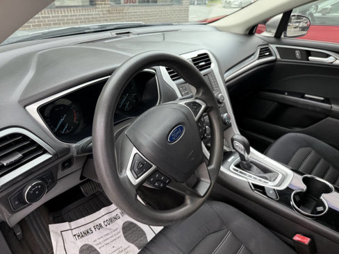 Used 2014 Ford Fusion SE image 11