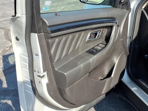 Used 2010 Ford Taurus Limited image 19