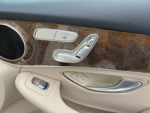 Used 2018 Mercedes-Benz GLC 300 image 19