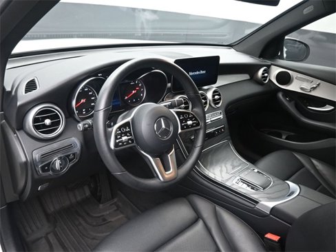 Used 2022 Mercedes-Benz GLC 300 image 33