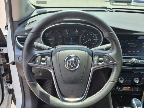 Used 2022 Buick Encore Preferred w/ Safety Package image 18