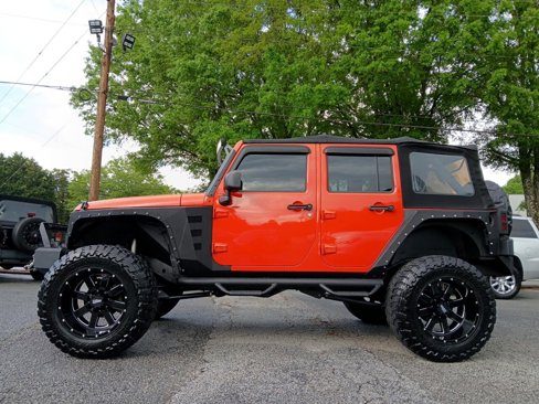 Used 2015 Jeep Wrangler Unlimited Sport image 1