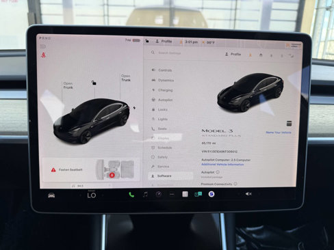 Used 2019 Tesla Model 3 Standard Range Plus image 18