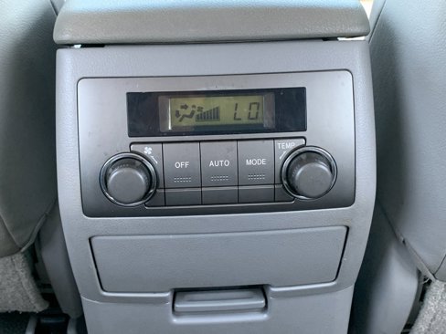 Used 2009 Toyota Highlander Limited image 16