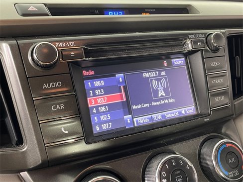 Used 2014 Toyota RAV4 LE image 7