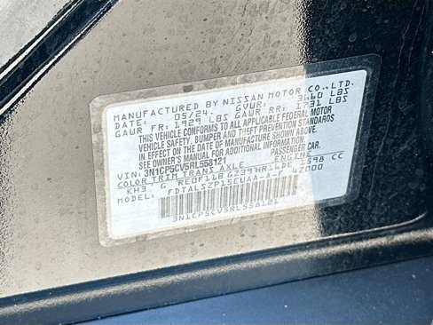 Certified 2024 Nissan Kicks SV image 28