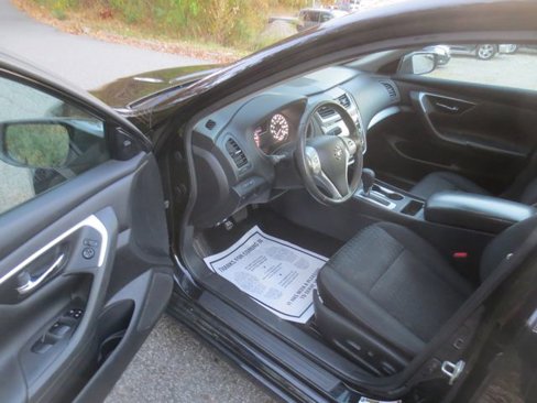 Used 2017 Nissan Altima 2.5 SV image 6