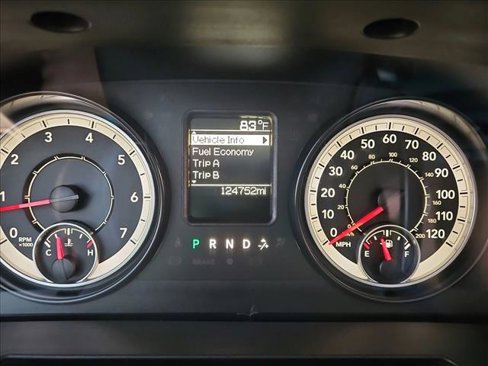 Used 2016 RAM 2500 Tradesman w/ Chrome Appearance Group image 10