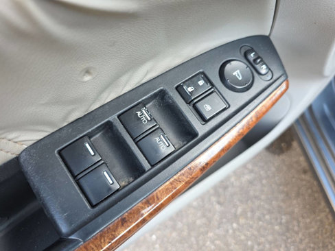 Used 2012 Honda Accord EX-L image 21