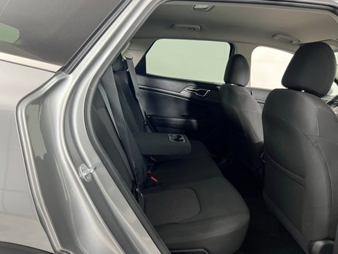 Used 2024 Kia Sportage LX image 29