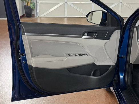 Used 2020 Hyundai Elantra Value Edition image 13