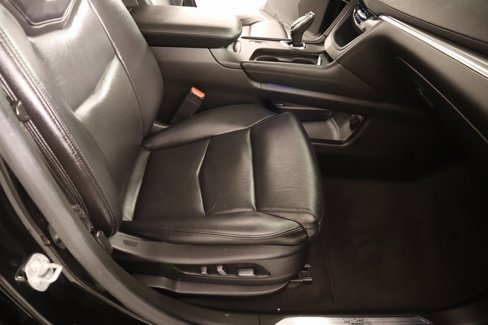 Used 2019 Cadillac XT5 Luxury w/ LPO, Black Ice Package image 14