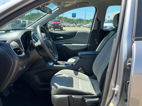 Used 2023 Chevrolet Equinox LS image 22