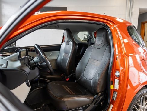 Used 2012 Scion iQ image 9