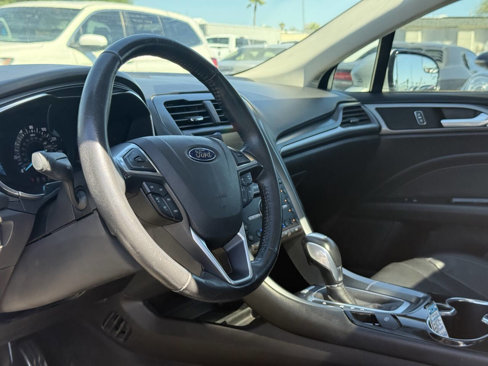 Used 2016 Ford Fusion Titanium image 15